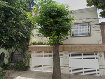 Casa en venta en Nueva Santa Maria, Azcapotzalco