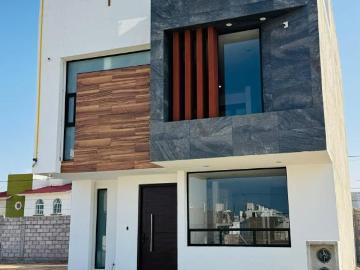 CASA EN VENTA EN NUEVO RESIDENCIAL MONTERREAL SOLO 47 CASAS, OYAMEL II