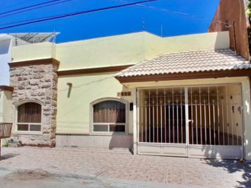 Casa en Venta en Nuevo San Isidro, Torreón – Oportunidad de Inversión