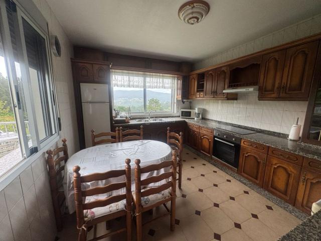 Casa en venta en Narón, Sedes Pedroso Doso. Casa Chalet Independiente en Doso, Narón. Casas.