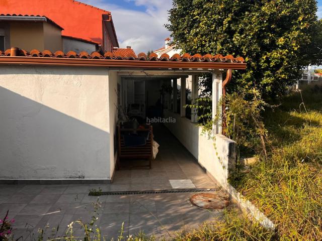 Casa en venta en Narón, San Mateo Castro O Val. CASA FENE MANIÑOS. Casas.