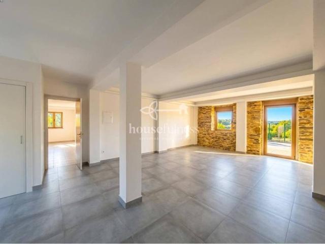 Casa en Venta en Narón