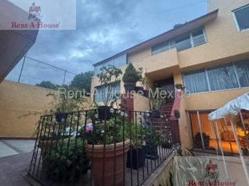 Casa en Venta en Naucalpan de Juarez, Heroes de la Revolucion AM. 26 900
