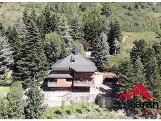 Casa en Venta en Naut Aran