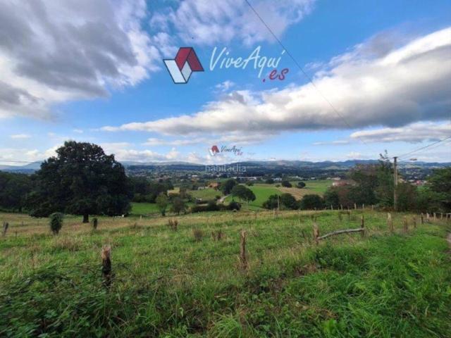 Casa en venta en Nava. Venta zona Nava. Casa de piedra para rehabilitar con hórreo y cuadra, en una finca edificable de 12.300m2. Casas.