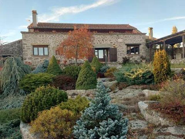 Casa en Venta en Navarredonda de Gredos