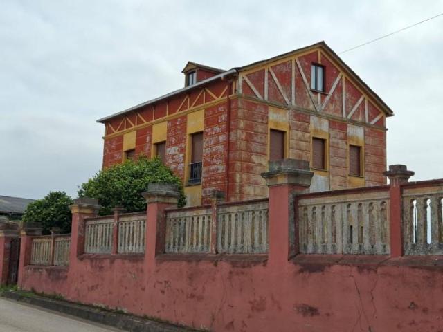 Casa en venta en Navia, Villapedre