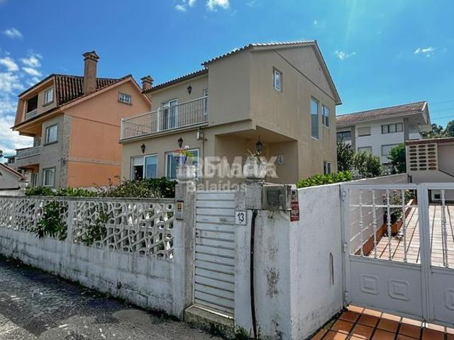 Casa en venta en Nigrán, Nigrán Centro. Casas.