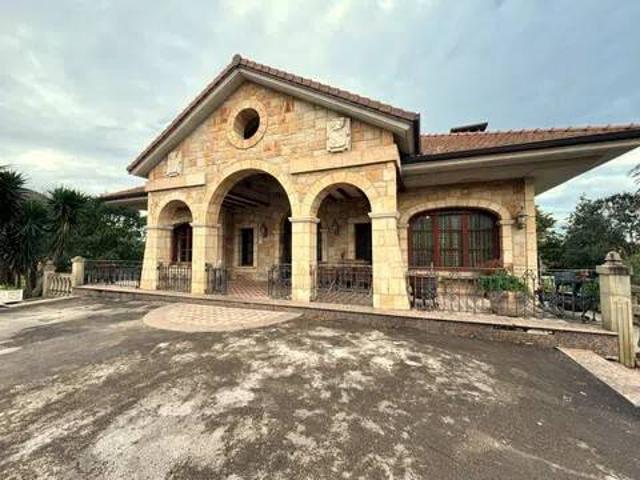 Casa en Venta en Noja