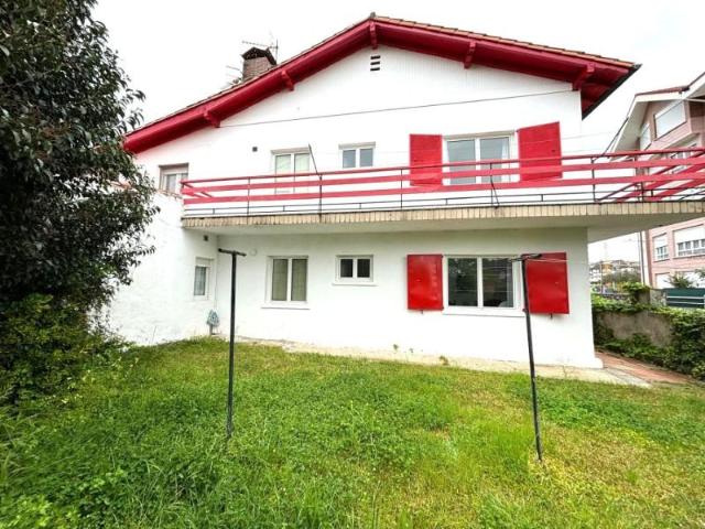 Casa en venta en Noja, Playa Trengandin