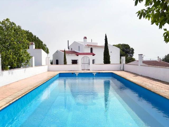 Casa en Venta en Novelda