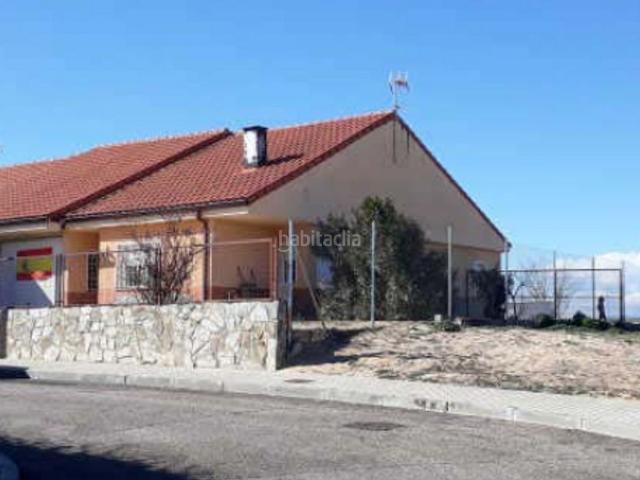 Casa en venta en Novés. Casas.