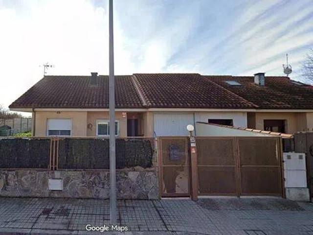 Casa en Venta en Novés