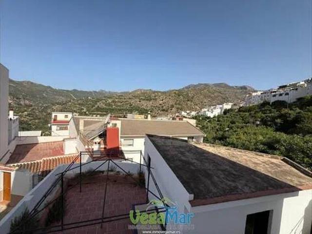 Casa en Venta en Otívar