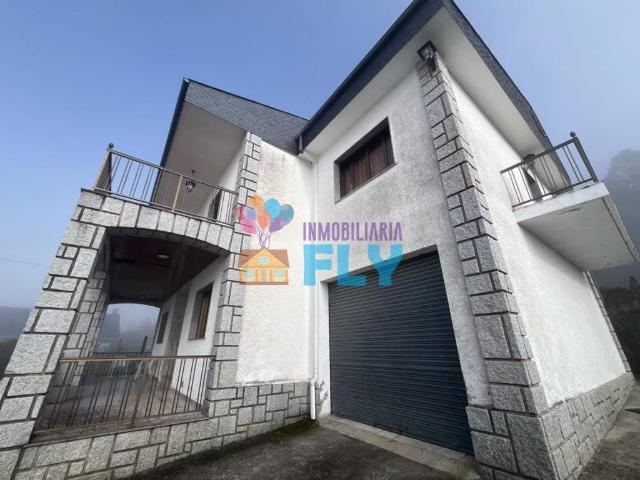 Casa en Venta en Ourense