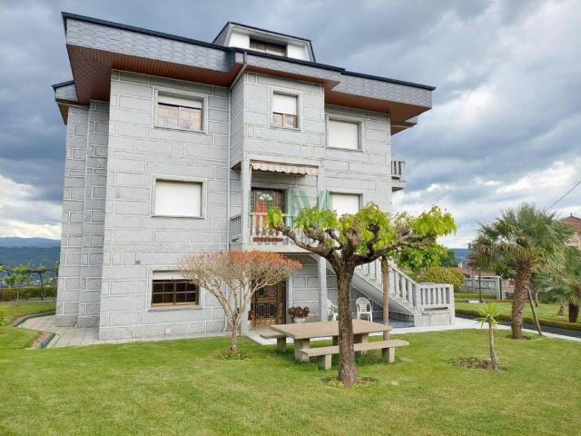 Casa en Venta en Ourense