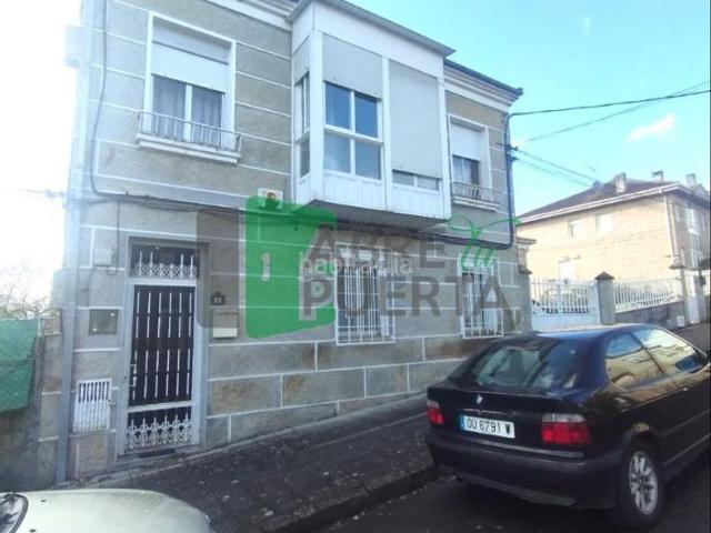 Casa en venta en Ourense, San Rosendo. Casas.