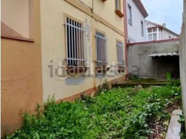 Casa en venta en Ourense, Universidad. Casa en Avenida de Buenos Aires, Universidad. Casas.