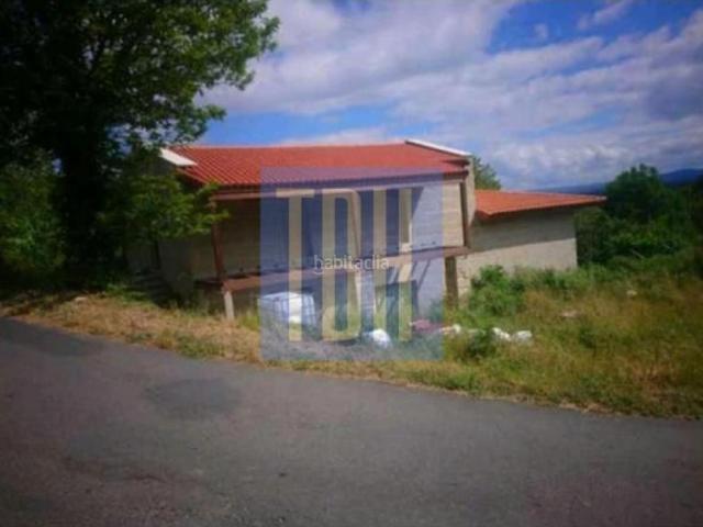 Casa en venta en Ourense, Ventiun. Casa en venta en Vinteun. Casas.