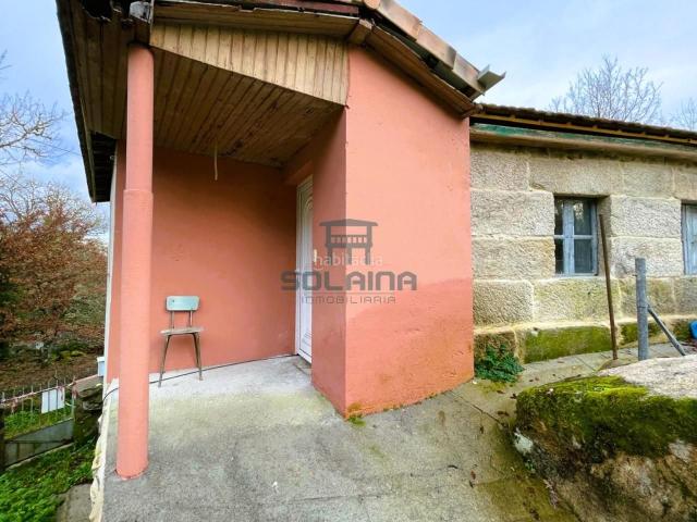 Casa en venta en Ourense, Ventiun. Casas.