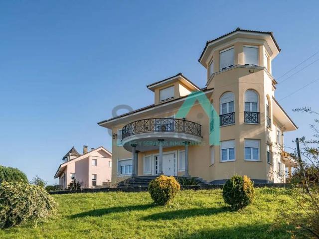 Casa en Venta en Oviedo