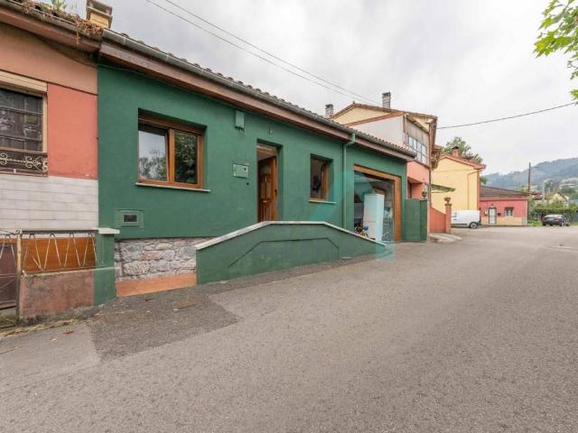 Casa en Venta en Oviedo