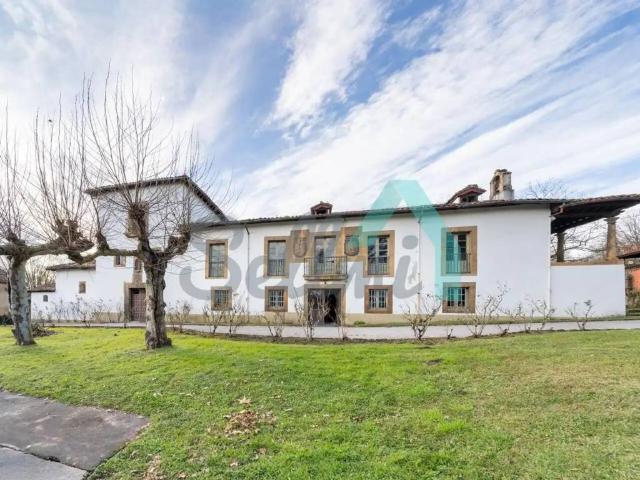 Casa en Venta en Oviedo