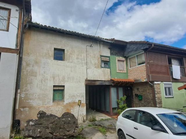 Casa en Venta en Oviedo