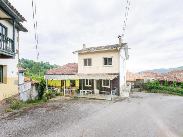 Casa en venta en Oviedo, San Claudio Trubia Las Caldas. Casa adosada en venta en PERLAVÍA Oviedo. Casas.