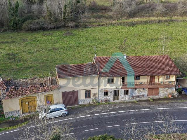 Casa en venta en Oviedo, San Claudio Trubia Las Caldas. Casas.