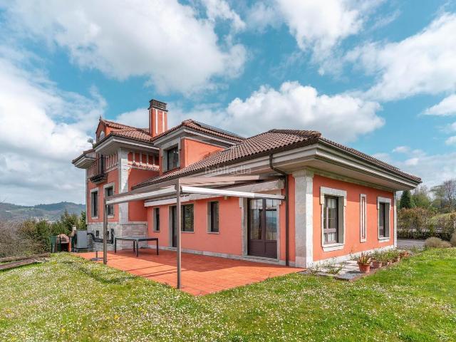 Casa en venta en Oviedo, San Claudio Trubia Las Caldas. Exclusiva propiedad en Prados de Santa Marina, Oviedo. Casas.