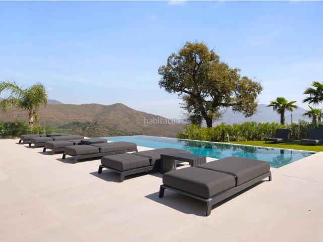Casa en venta en Ojén, La Mairena. Excepcional Villa La Mairena. Casas.