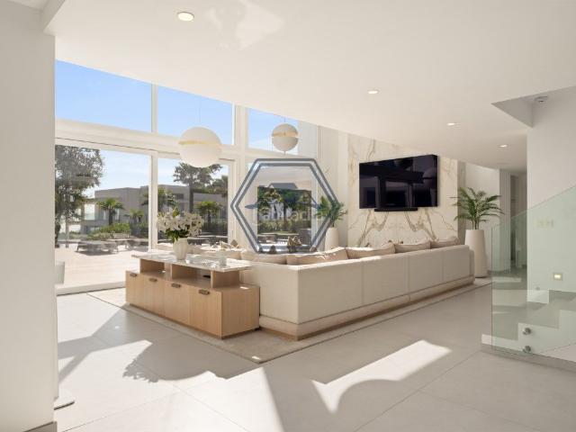 Casa en venta en Ojén, La Mairena. La máxima expresión del lujo contemporáneo en La Mairena. Casas.