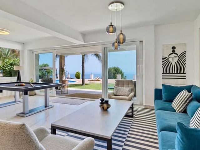 Casa en venta en Ojen, Málaga Costa del Sol
