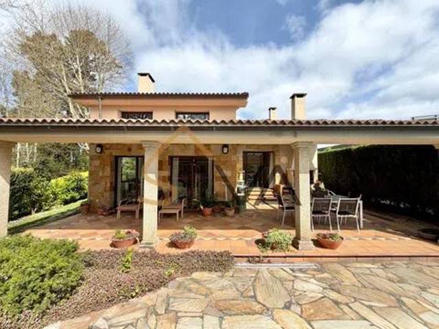 Casa en Venta en Oleiros