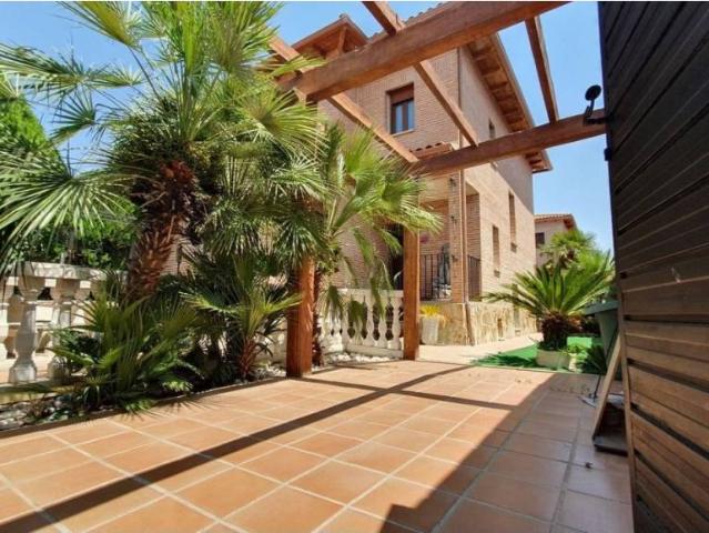 Casa en Venta en Olías del Rey