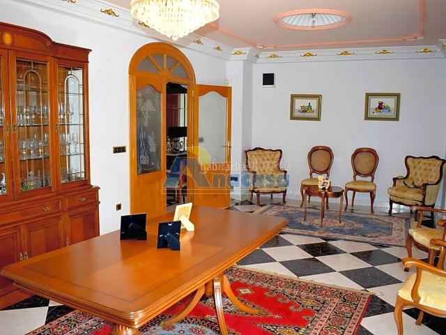 Casa en venta en Oliva, Oliva Pueblo. Casas.