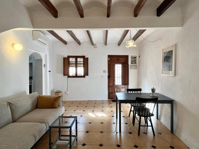 Casa en venta en Oliva, Oliva Pueblo. Encantadora casa con vistas panorámicas a las montañas y al mar en Oliva. Casas.
