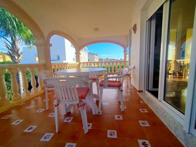 Casa en venta en Oliva, Oliva Playa. Espectacular chalet adosado con piscina y vistas al mar en Oliva playa. Casas.
