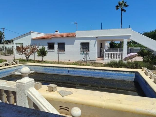 Casa en venta en Oliva, Valencia Costa Valencia