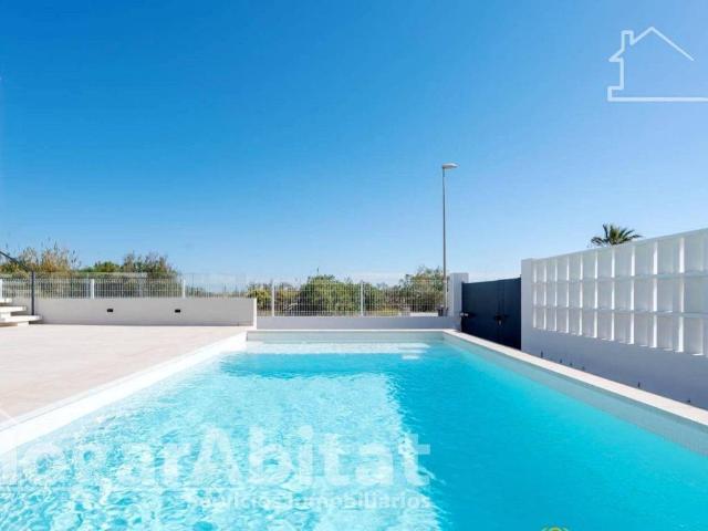 Casa en Venta en Oliva