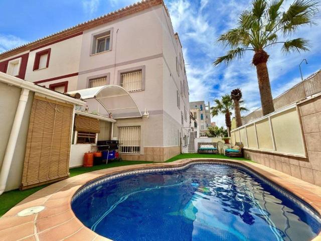 Casa en Venta en Oliva
