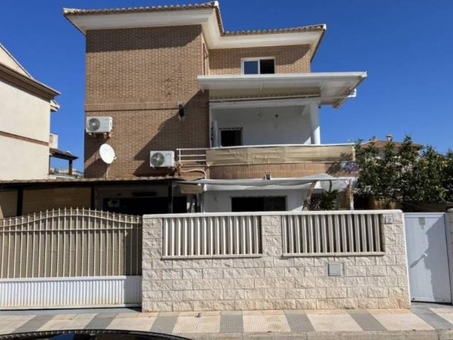 Casa en Venta en Oliva