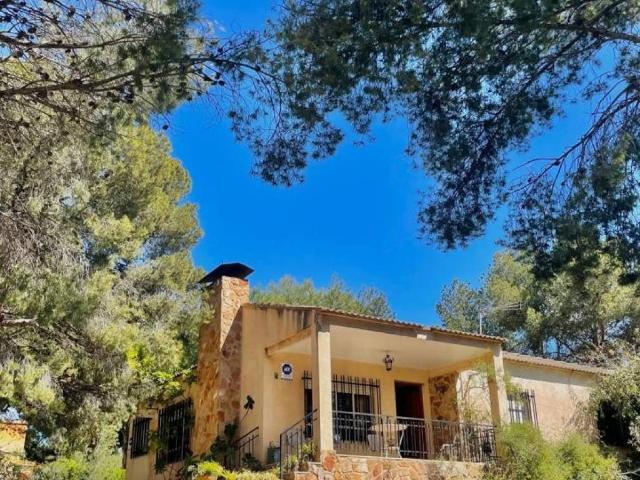 Casa en Venta en Olocau