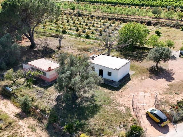 Casa en venta en Olocau. 2 CASETAS DE CAMPO CON TERRENO EN OLOCAU. Casas.