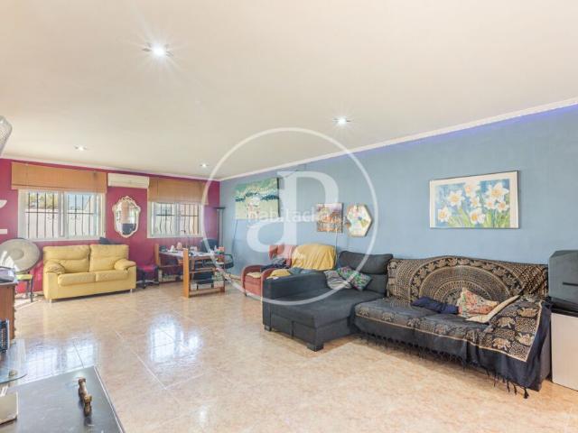 Casa en venta en Olocau. Casa independiente en venta en Olocau. Casas.