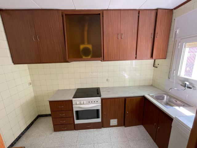 Casa en venta en Olot. CASA I HABITATGE ADICIONAL A SANT PERE MÀRTIR. Casas.