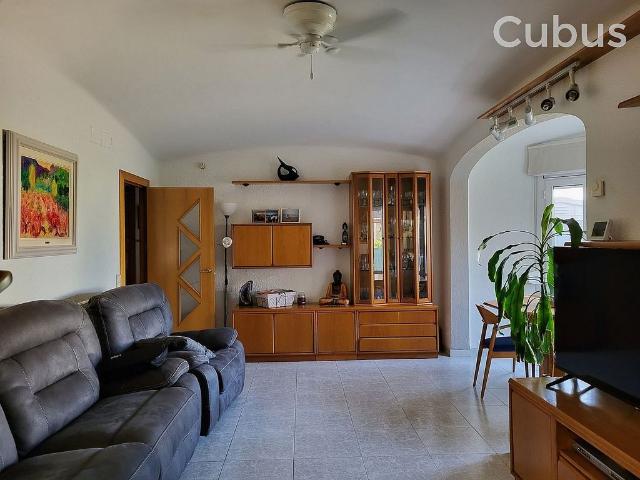 Casa en venta en Olot, de 90 m² 4 habitaciones por 325.000