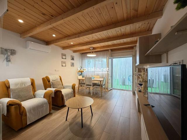 Casa en venta en Ontinyent, El Llombo. CASA EN EXCLUSIVA EN UNA DE LAS ZONAS MAS CODICIADAS DE ONTINYENT. VEN A VERLA, TE SORPRENDERÁ!. Casas.