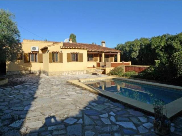 Casa en Venta en Orba